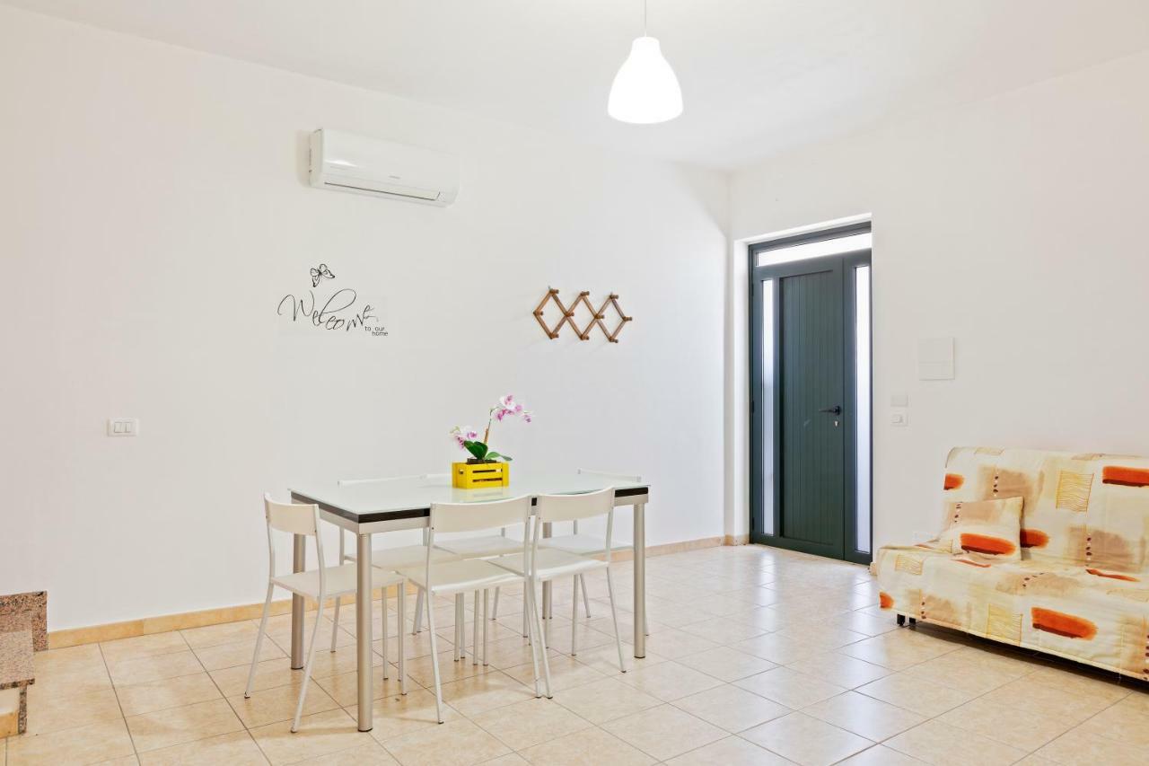 סנטה מריה דל פוקלו Focallo Seaside Holiday Flat מראה חיצוני תמונה